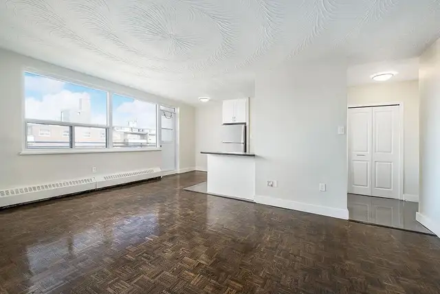 3 Bedroom Apartment for Rent - 1475 Bloor Street - Photo 15