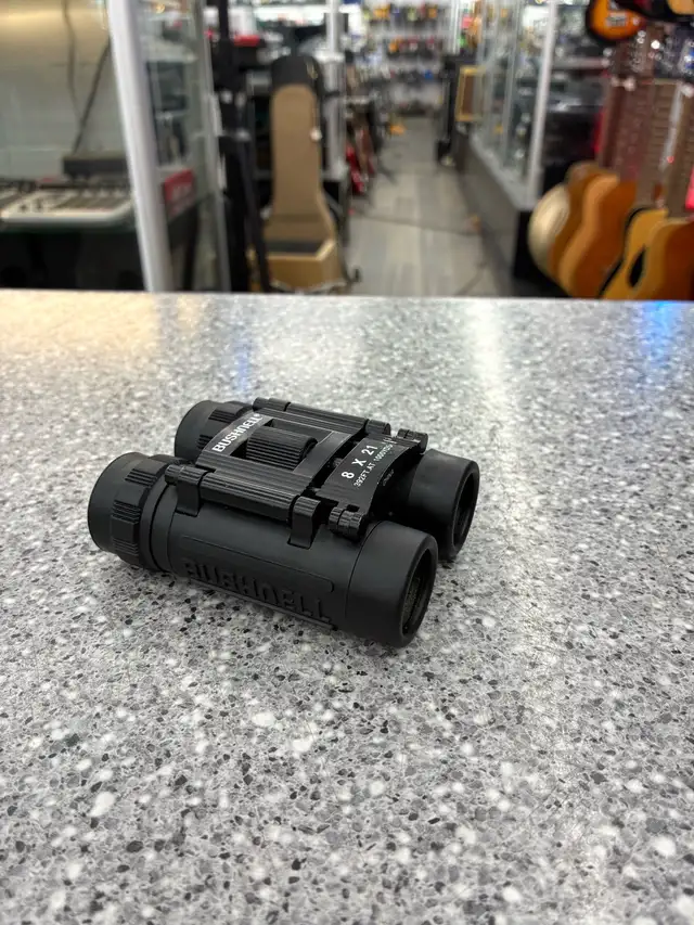 Bushnell 8x21 binoculars - Photo 2