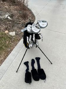 used Right Hand golf clubs and bag