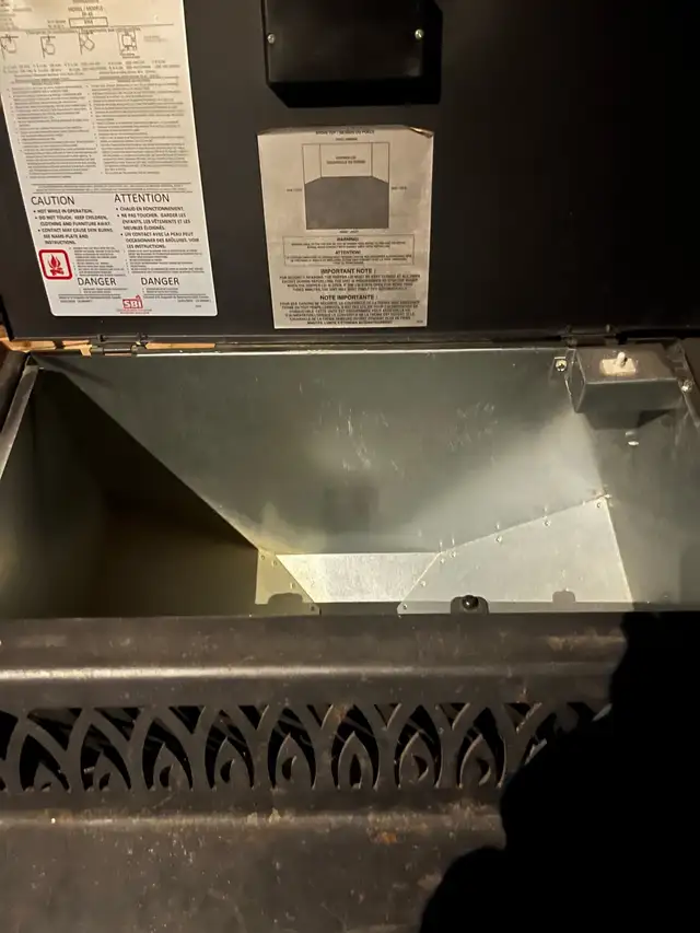 Flame Pellet Stove - Photo 2