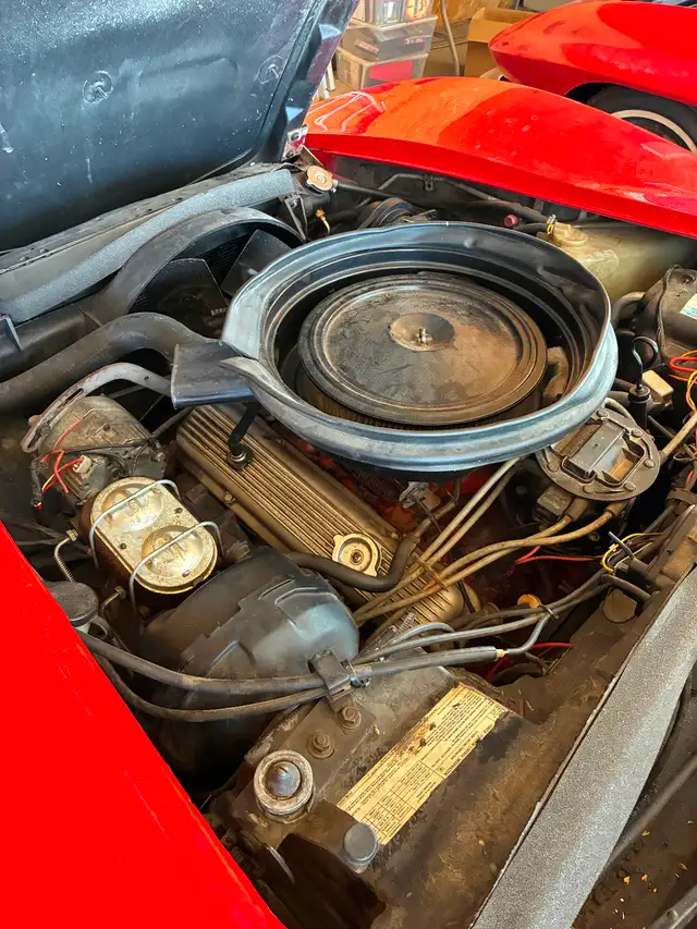 1975 Corvette Convertible - Photo 3