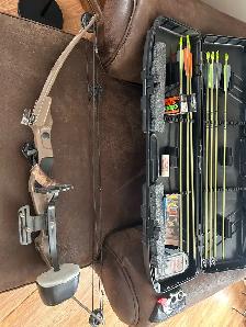 Bear Whitetail EL compound bow and accessories