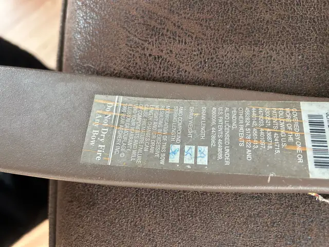 Bear Whitetail EL compound bow and accessories - Photo 2