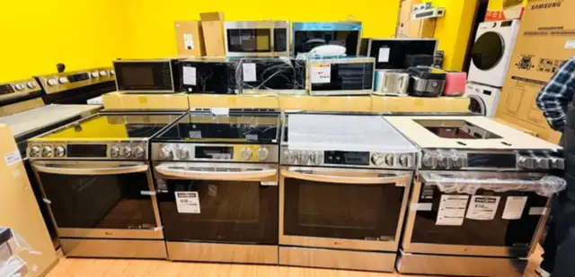 Gas & Electric Stoves on Sale - Photo 2