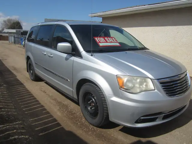 2011  CHRYSLER TOWN & COUNTRY - Photo 7