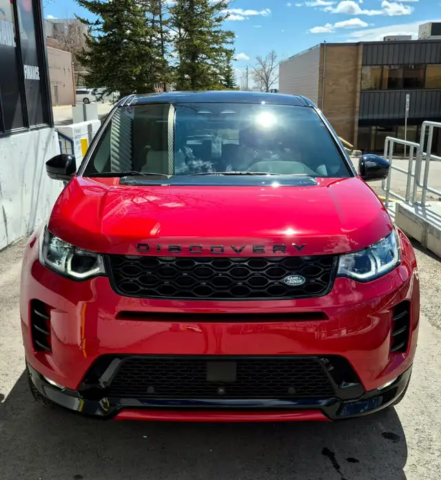 2025 Land Rover Discovery Sport Dynamic SE - Photo 2