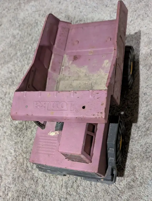 Vintage tonka heavy equipment toys