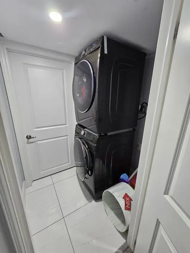 Private room for rent - Photo 6