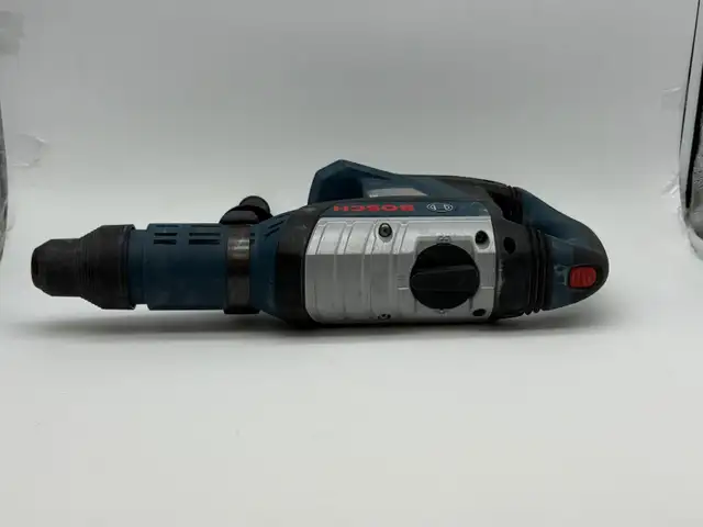 Bosch 18V SDS-Max Rotary Hammer 1-7/8' (GBH18V-45C)- $899 - Photo 3