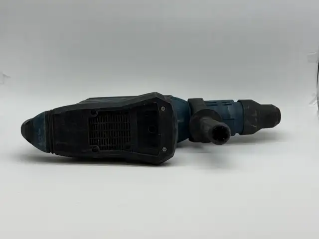 Bosch 18V SDS-Max Rotary Hammer 1-7/8' (GBH18V-45C)- $899 - Photo 5