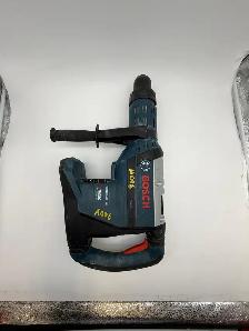 Bosch 18V SDS-Max Rotary Hammer 1-7/8' (GBH18V-45C)- $899 - Photo 7