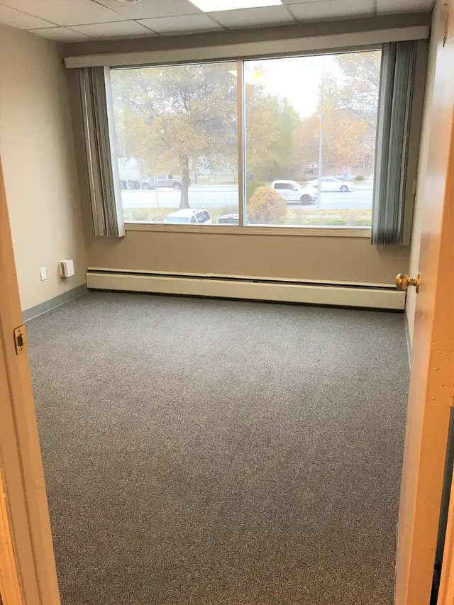 Private Office Space on Harvey Ave - Photo 4