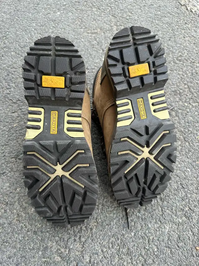 Ladies Steel Toe Boots - Photo 3