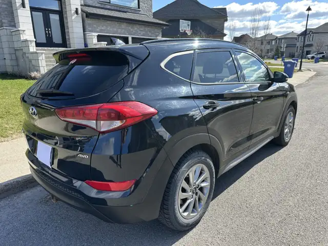2018 Hyundai Tucson SE AWD (1 taxe) - 1 seul propriétaire - Photo 5