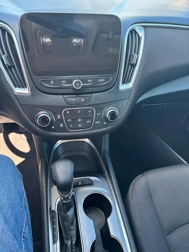 2021 Chevrolet Malibu 4DR SDN LT - Photo 6