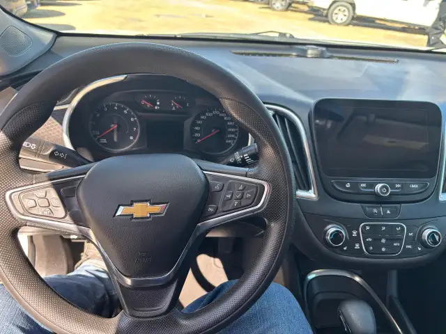 2021 Chevrolet Malibu 4DR SDN LT - Photo 9