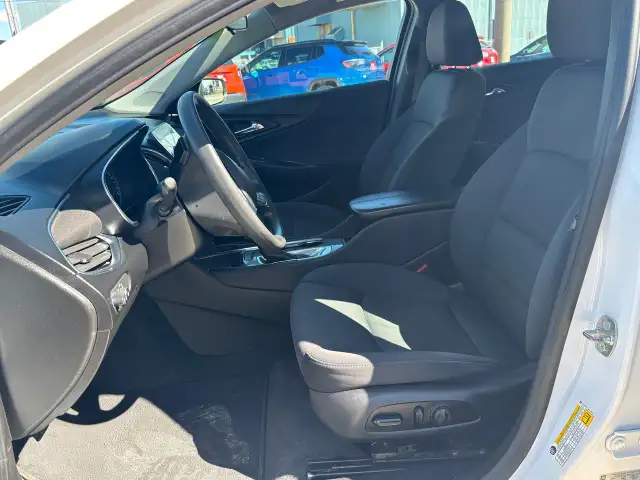 2021 Chevrolet Malibu 4DR SDN LT - Photo 13