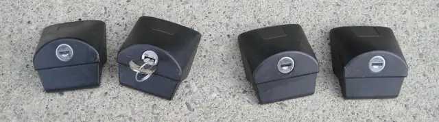 SPORT RACK FRONTIER CROSS BAR LOCKING END CAPS