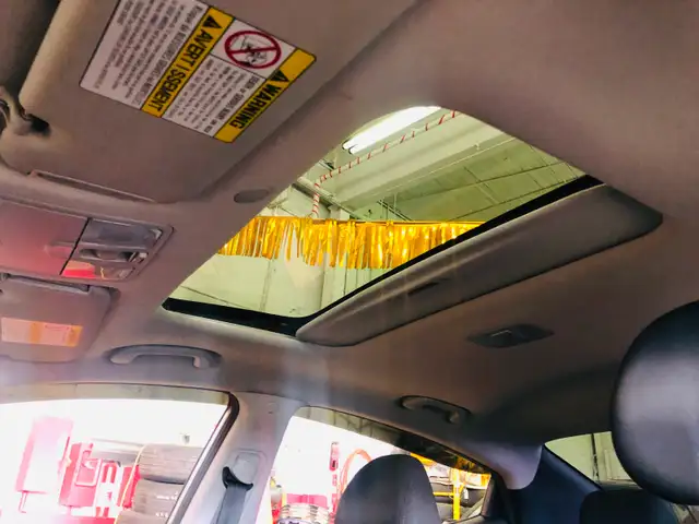 GARANTIE/ HYUNDAI ELANTRA SPORT/ TOIT OUVRANT/ COMME NEUVE/BIJOU - Photo 2