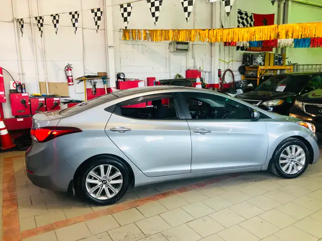 GARANTIE/ HYUNDAI ELANTRA SPORT/ TOIT OUVRANT/ COMME NEUVE/BIJOU - Photo 5