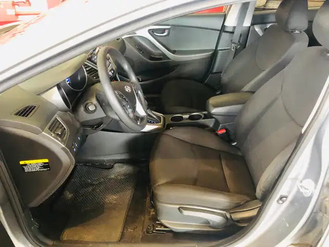 GARANTIE/ HYUNDAI ELANTRA SPORT/ TOIT OUVRANT/ COMME NEUVE/BIJOU - Photo 8