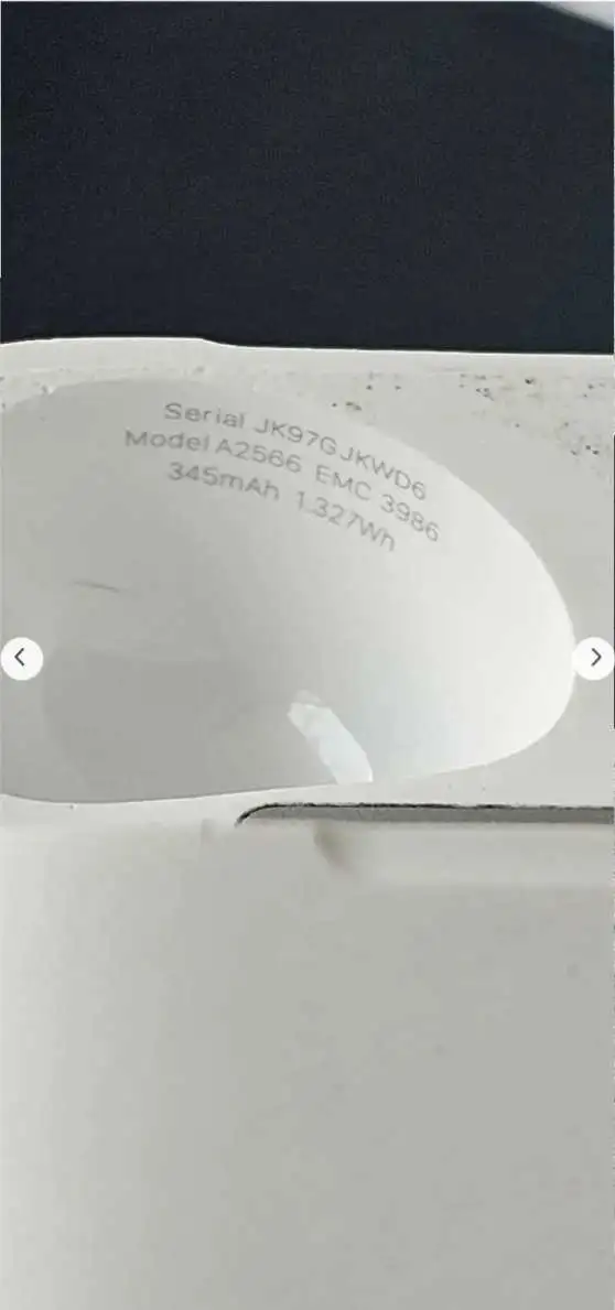 Appple airpod 3rd gen case and 2nd generation earbud - Photo 6