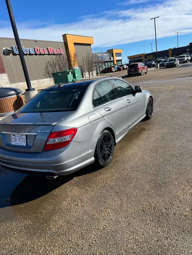 2008 Mercedes Benz C350 - Photo 2