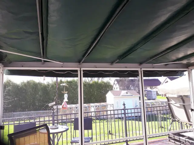 VÉRANDA MOUSTIQUAIRE 2 PORTES EN ALUMINIUM 11 PIEDS X 11 PIEDS - Photo 2