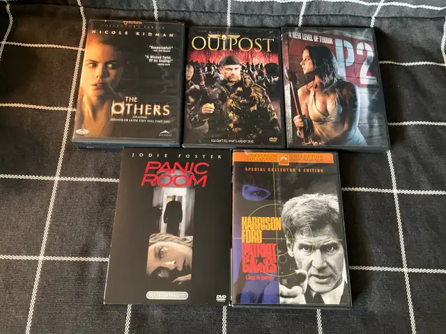 DVD movies (U) - Photo 3