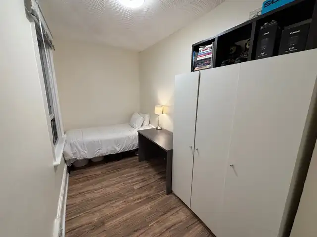 Student Apartment in Kensington Market!