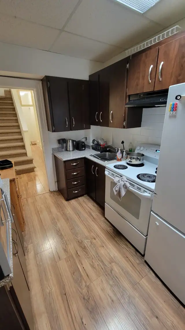 Student Apartment in Kensington Market! - Photo 6