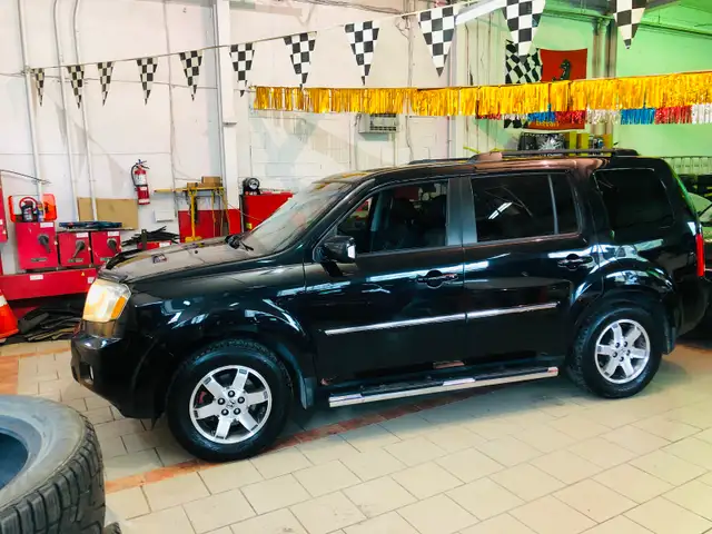 GARANTIE/HONDA PILOT TOURING/8 PLACE/DVD GPS CIUR/JAMAIS ACCIDEN