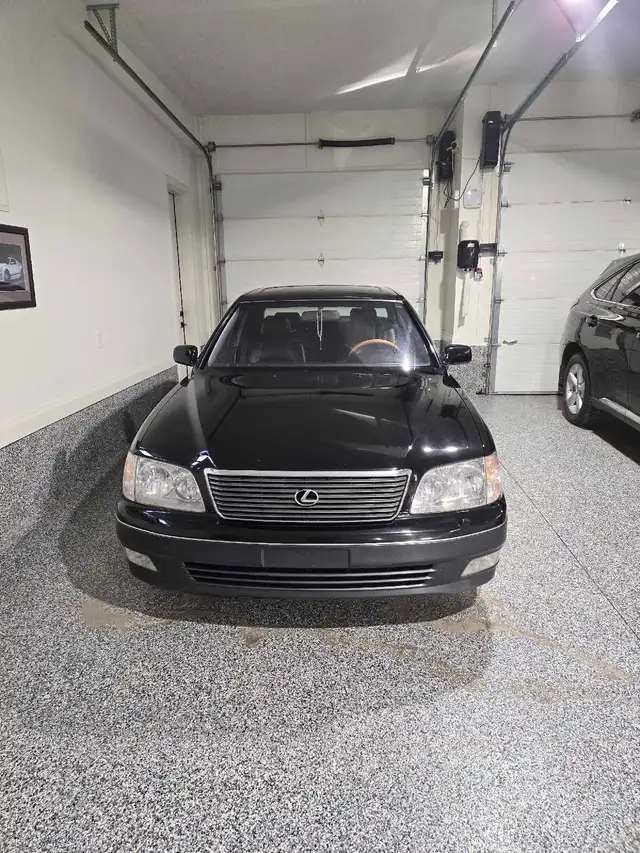 2000 Lexus LS 400 - Photo 7