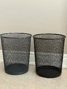 Set of 3 Wire Mesh Garbage Bins – Excellent Condition
