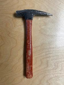 A Good ROCK HAMMER