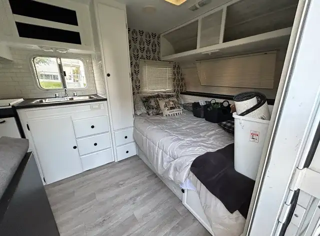 2002 Fleetwood Terry Trailer - Photo 2