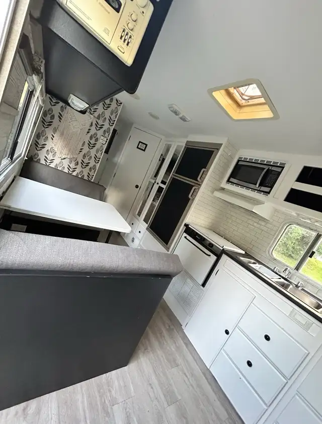 2002 Fleetwood Terry Trailer - Photo 3