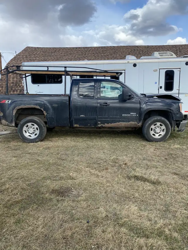 2007 Sierra 2500 HD - Photo 2