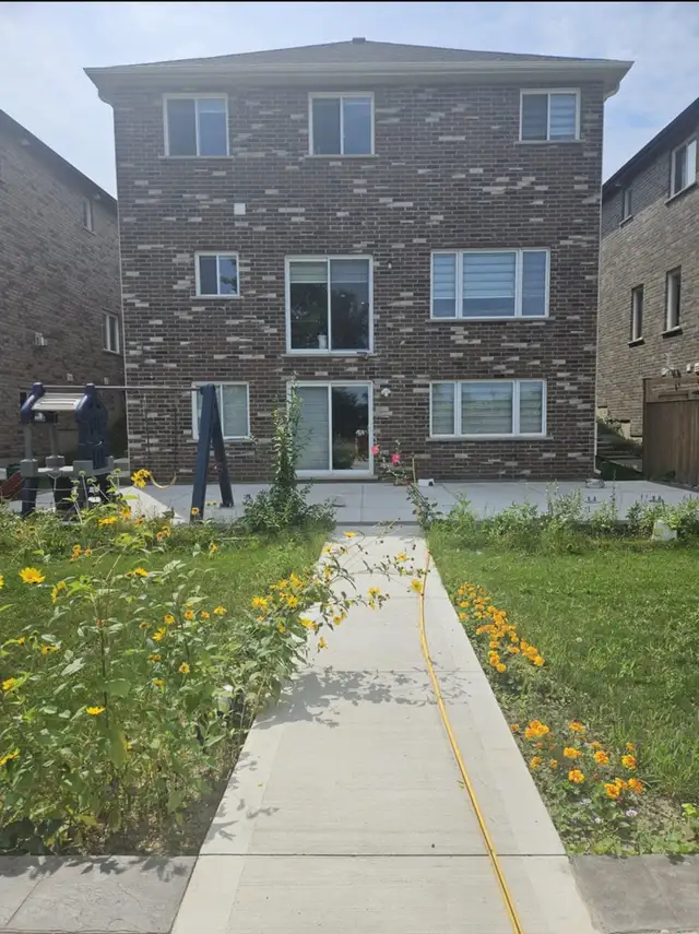 2 bedroom basement for rent - Photo 2