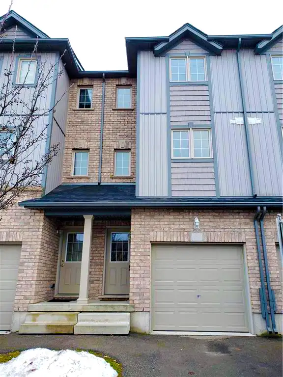 Spacious Room for Rent