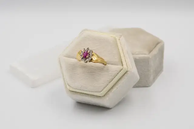 10K RUBY RING W/DIAMOND HALO