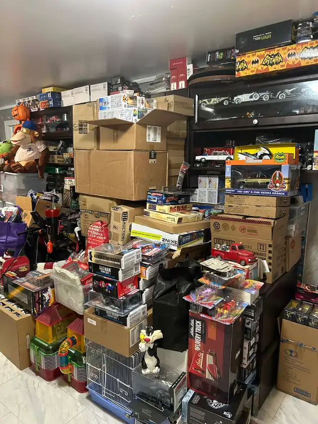 COLLECTIBLE TOYS GALORE COME OUT AND SEE! - Photo 5