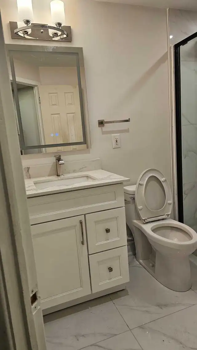 Two bedrooms unit for rent. - Photo 2