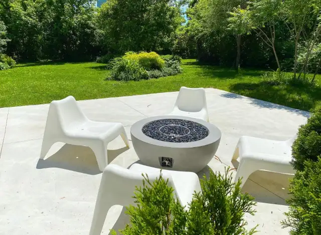 5 1/2 avec 6000pi2 de cour  et spa - Photo 8