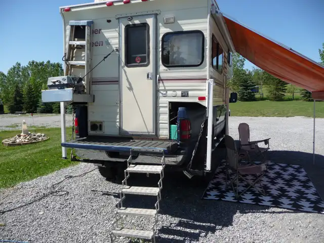 1994 Adventurer Slumber Queen 8ft Camper - Photo 5