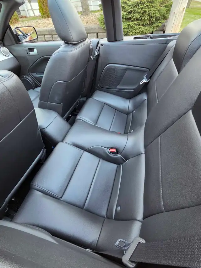 Mustang premium 2008 v6 4litres - Photo 9