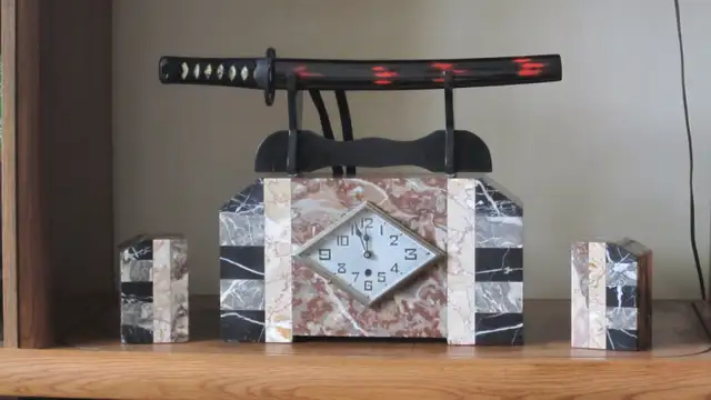 FABULOUS LOOKING 3 PIECE ART DECO FRENCH MARTI MARBLE CLOCK SET