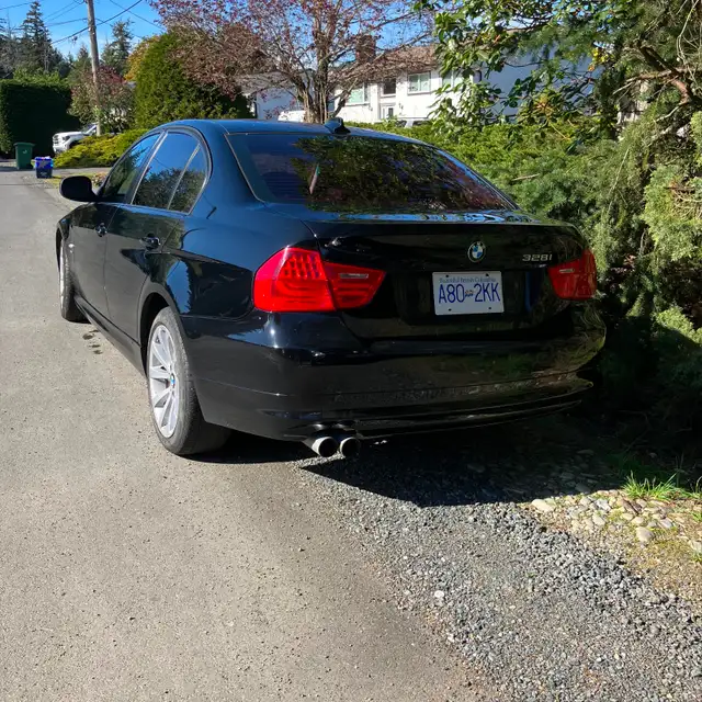 2011 BMW 328xi - Photo 5