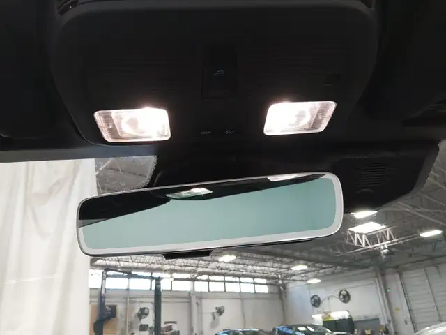 2025 Ford Mustang Convertible Blue,Certified ,One owner,Sale! - Photo 18