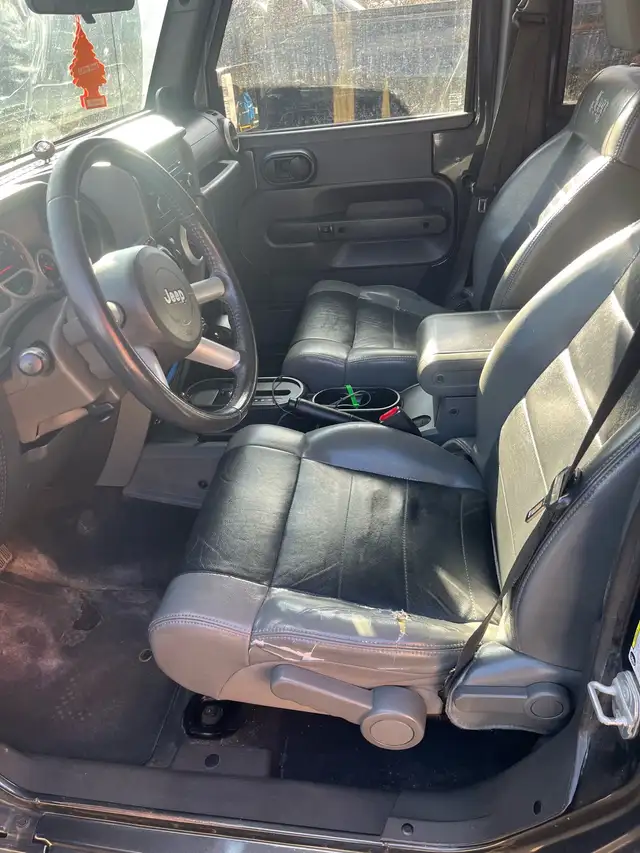 2010 Jeep Wrangler - Photo 5